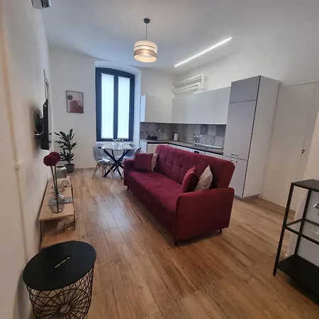 Apartament Spacious In *