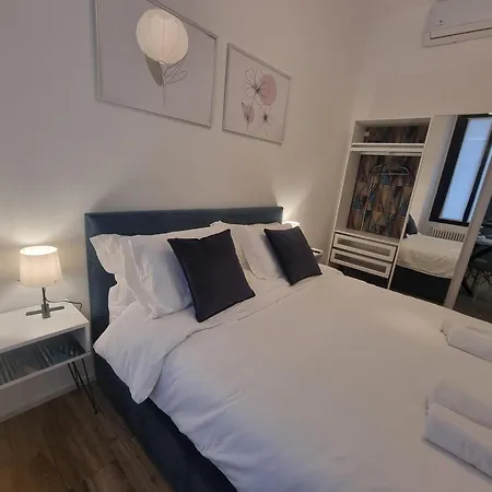 Apartament Spacious In Como